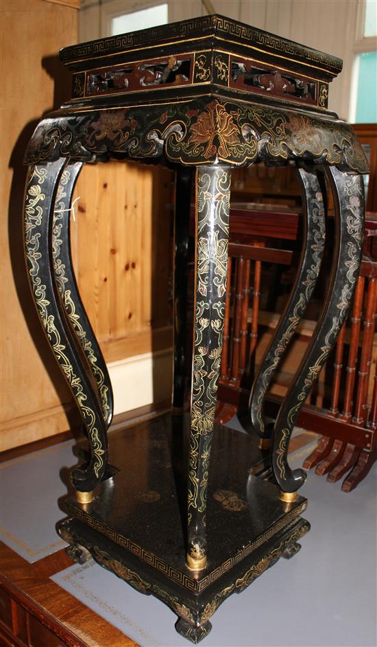 Chinese lacquered jardiniere stand